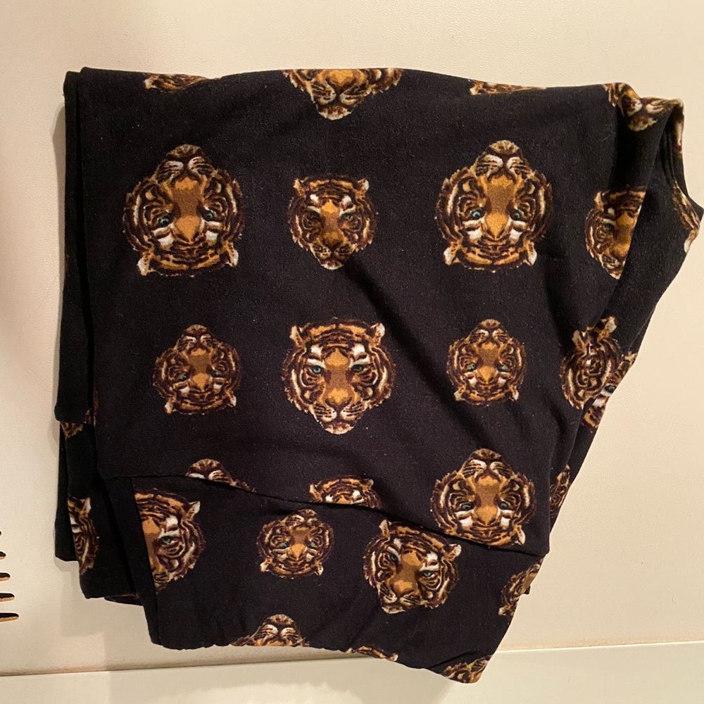 LuLaRoe TC Leggings